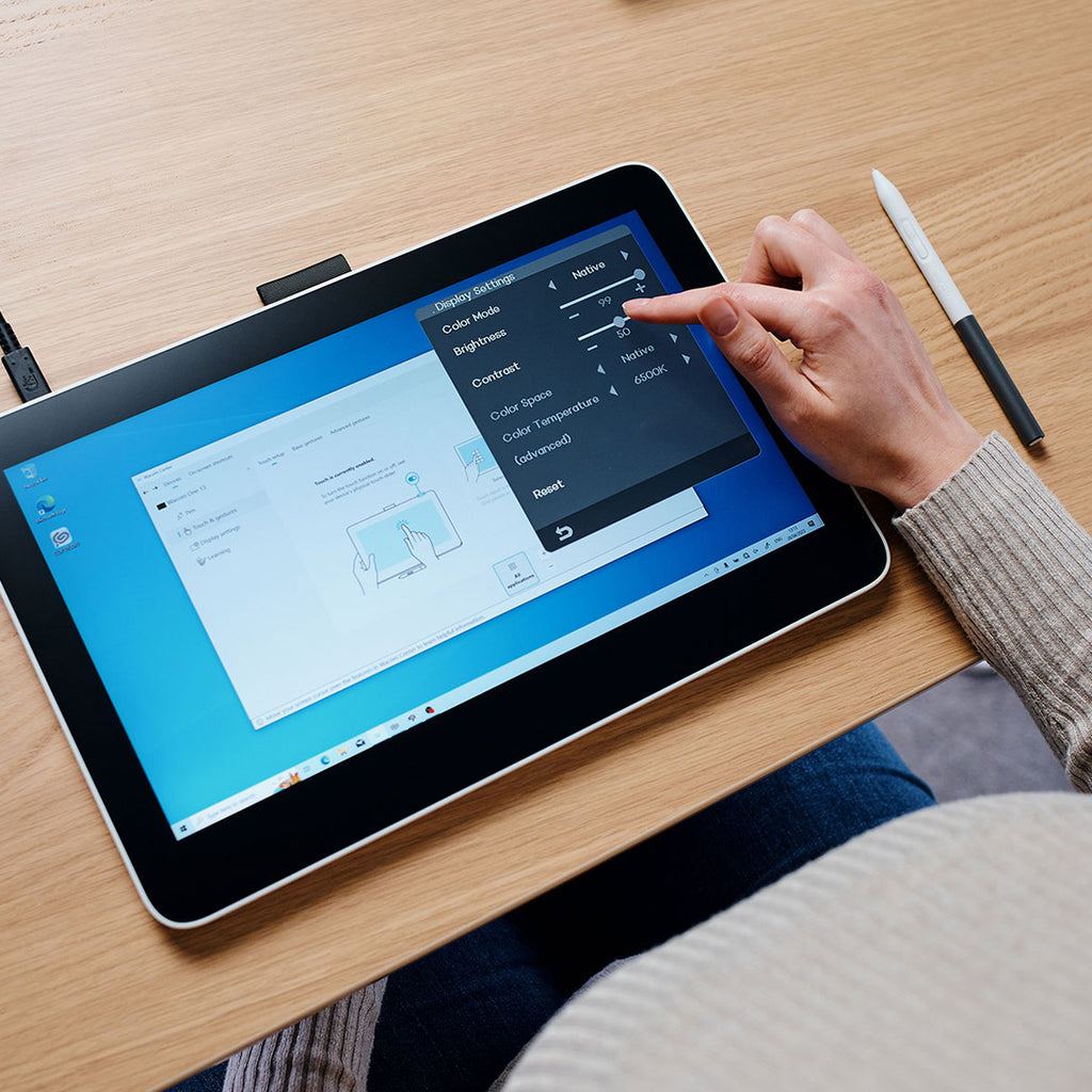 Wacom One 13 Touch – Wacom Authorized Retail Partner México by