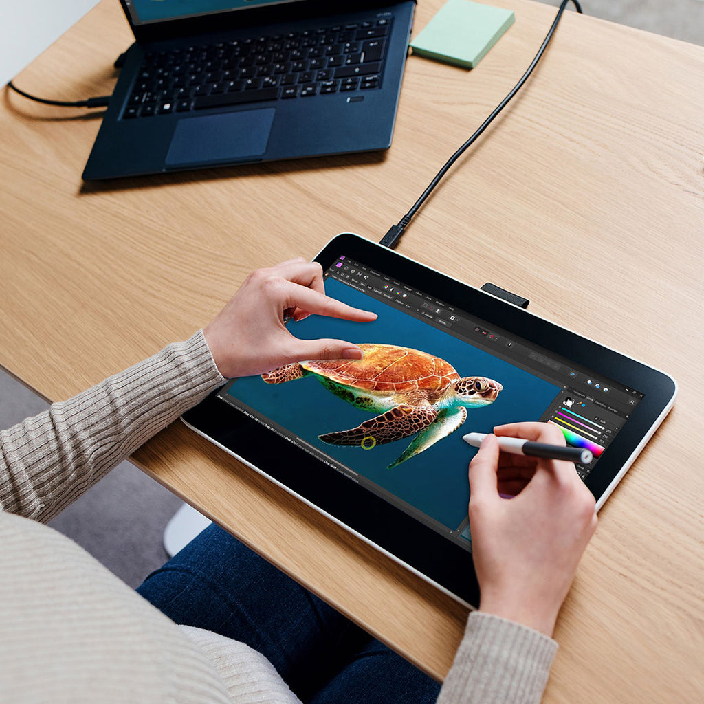 Wacom One 13 Touch – Wacom Authorized Retail Partner México by
